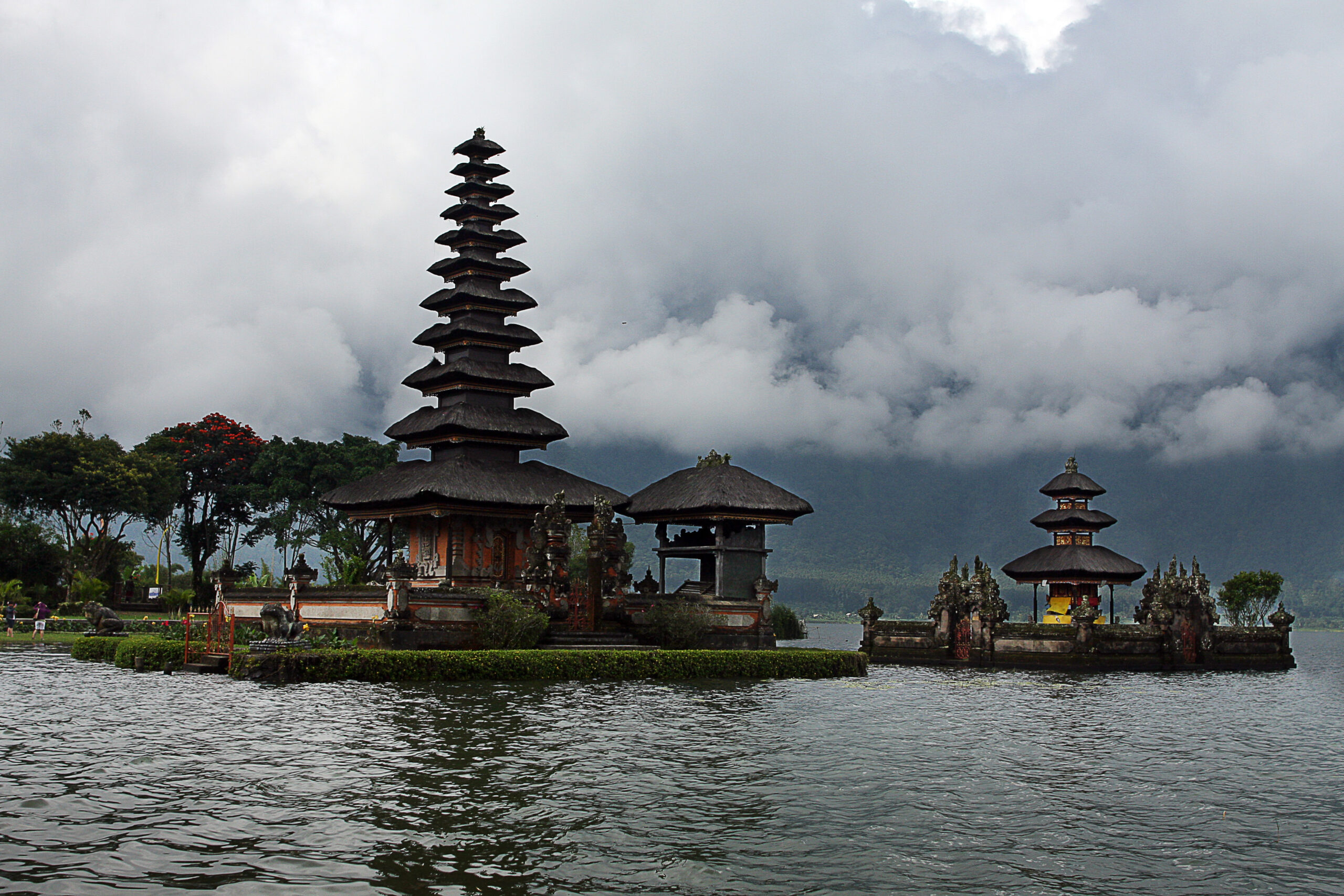 ulun_danu_beratan